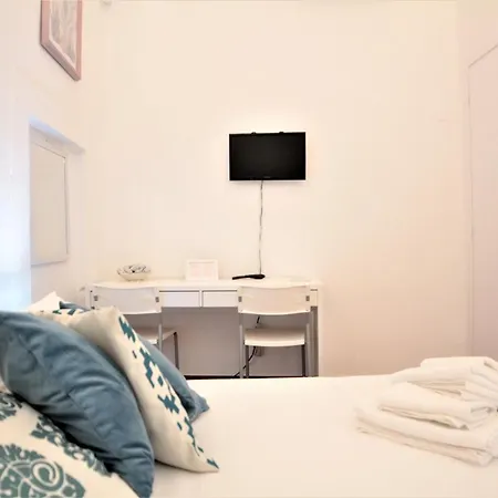 Nova Domus Bed & Breakfast