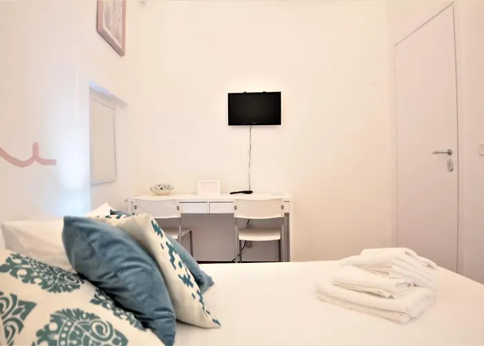 Nova Domus Bed & Breakfast